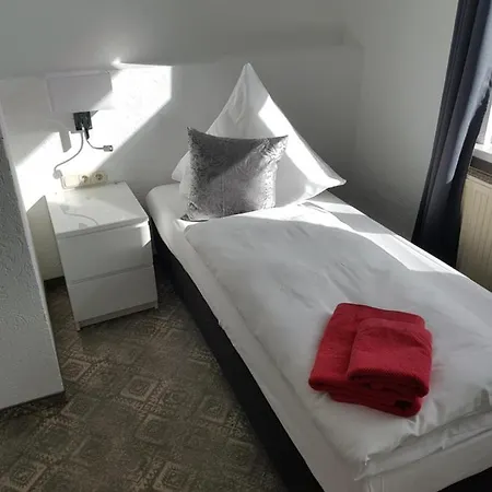 Wohnen Auf Zeit Nahe Leipziger Messe Hostel *
